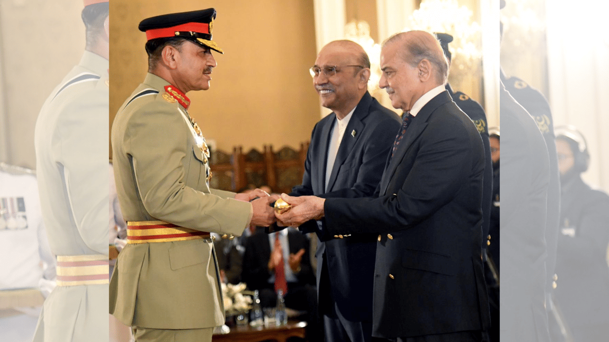 ThePrintIndia's tweet card. Munir was first promoted to Field Marshal after he oversaw Pakistan response to Op Sindoor. Now, the new amendment, if passed, grants lifetime status & constitutional protection.