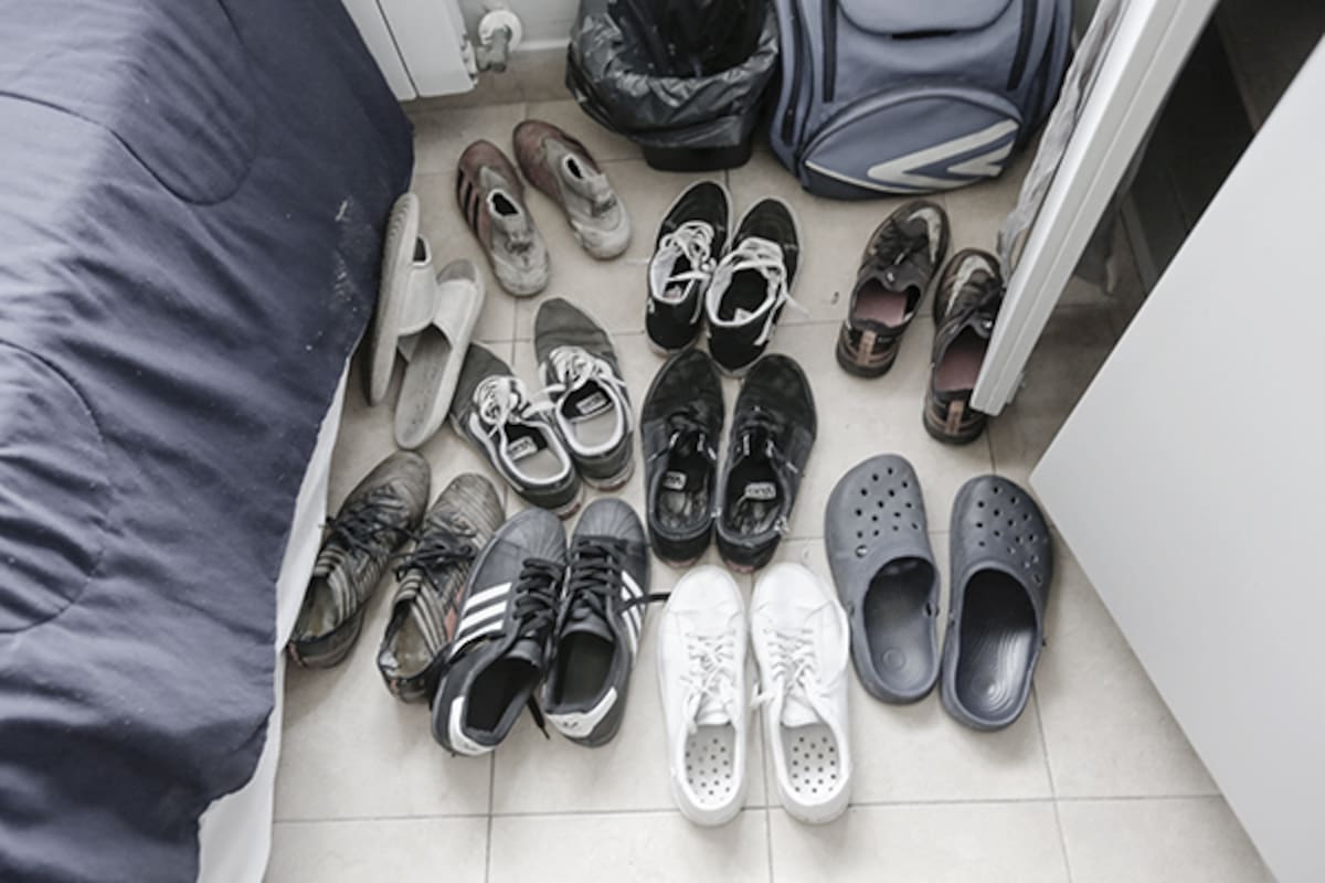 looliva's tweet card. “Quiero volver con mamá”. Tras los casos de abuso, nadie controla cómo viven los niños en las pensiones de los clubes