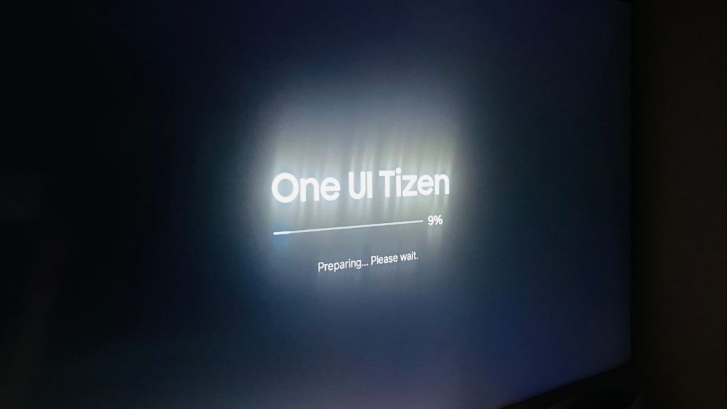 TheTechOutlook's tweet card. Samsung has started rolling out a major new update for the Samsung CU8000 4K Smart TV in India. This update brings the One UI Tizen OS 9.0 (Version 6500) upgrade, along with a long list of new...