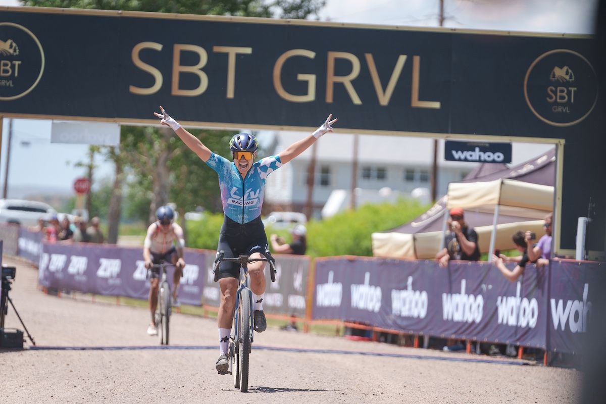 gregkidd's tweet card. Leadville champion holds off former SBT winners Lauren De Crescenzo and Lauren Stephens for the women's title while the men's US gravel champion distances Keegan Swenson