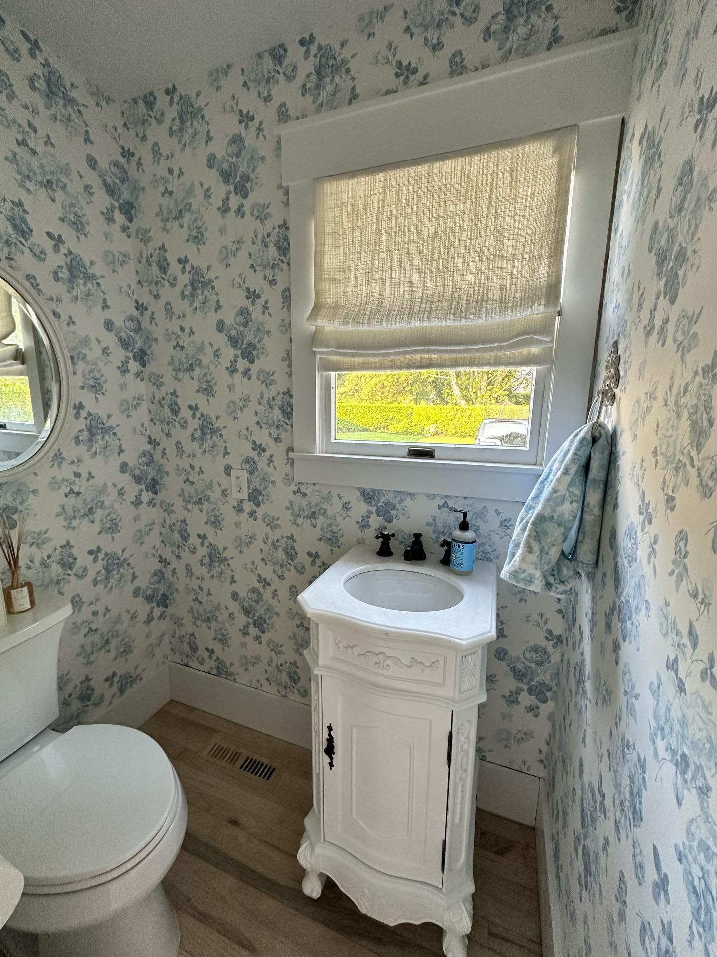 strollerincity's tweet card. Had to have this sink for our guest bathroom, naturally it didn’t fit so now we are making a barn door so we can keep it. #homerenovationsbelike