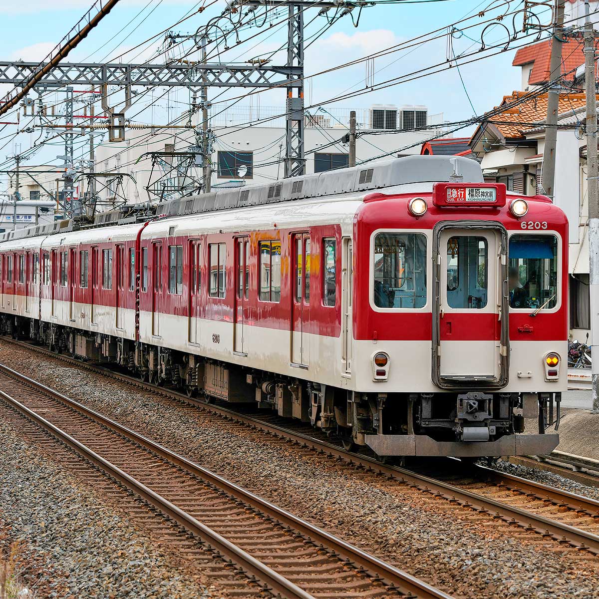 Model_Greenmax's tweet card. グリーンマックス＜32157＞近鉄6200系（南大阪線・6211編成）増結3両編成セット（動力無し）の製品情報を掲載しています