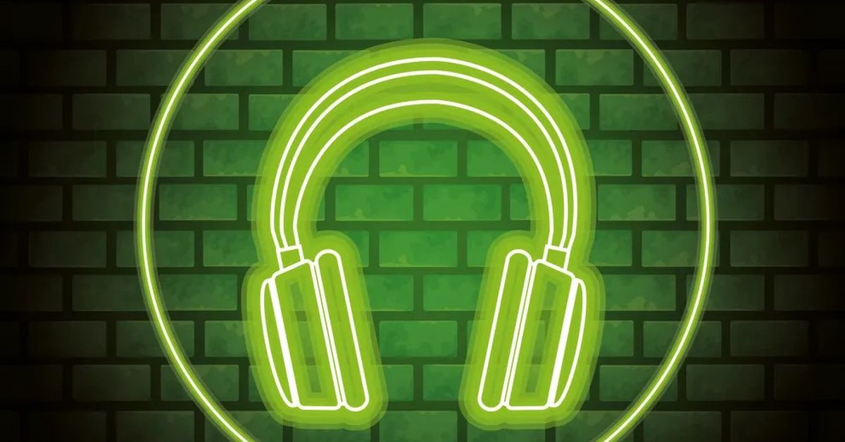 DJLGT's tweet card. DJ LGT is on Mixcloud. Listen for free to their radio shows, DJ mix sets and Podcasts