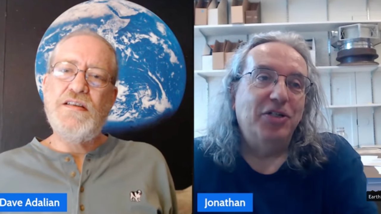 coplacido's tweet card. “What we really need is an international space traffic control.” “We desperately need coordination between the Western side and the Chinese side because space is intrinsically global.