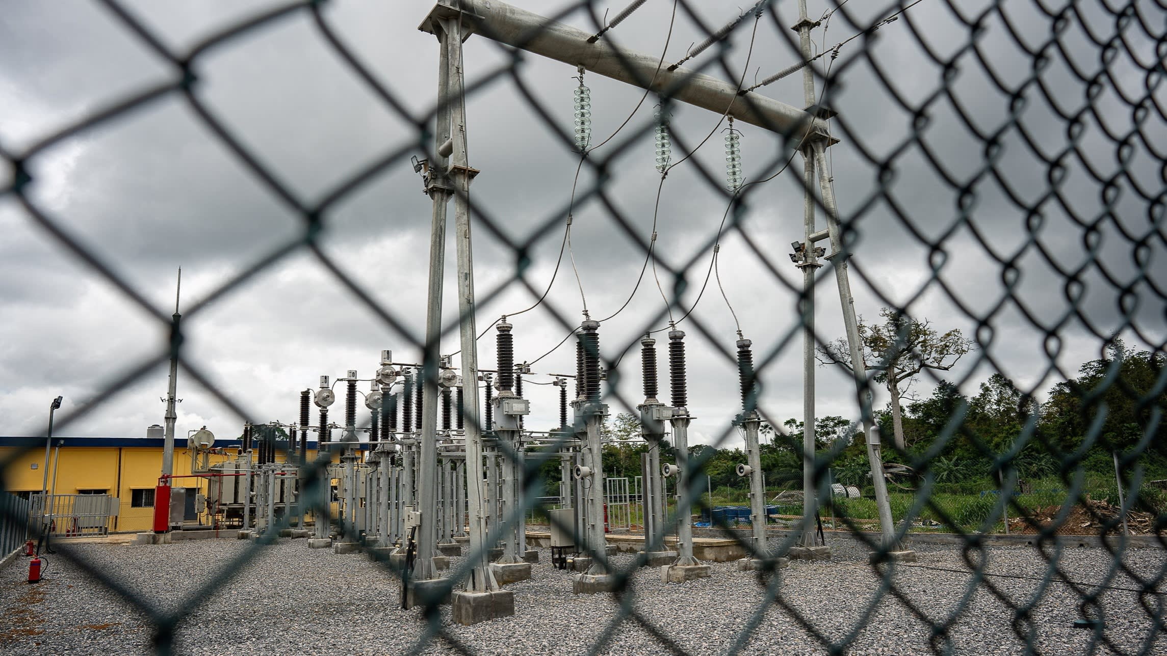 magnetic_cement's tweet card. AI data centre demands and renewable energy’s dispersed nature are driving equipment orders for power grid upgrades