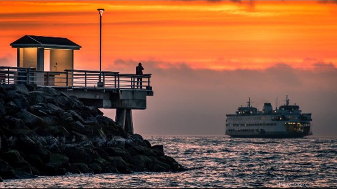 SkagitKID's tweet card. The sun will set at 5:01 p.m. in Seattle on Sunday for the first time since last November.