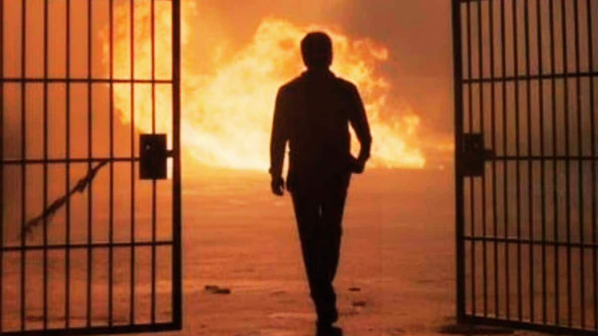 CNNnews18's tweet card. This Rs 300-crore blockbuster has taken OTT by storm, soaring to No. 1 overnight. Audiences are raving about the 54-year-old star’s explosive comeback