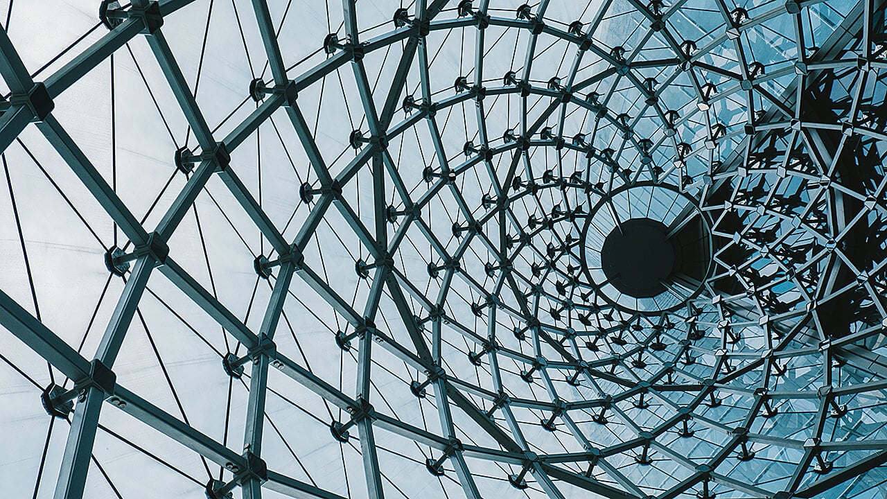 CraftyTech's tweet card. Modern applications don't fit into neat database buckets, and neither should the systems that power them.