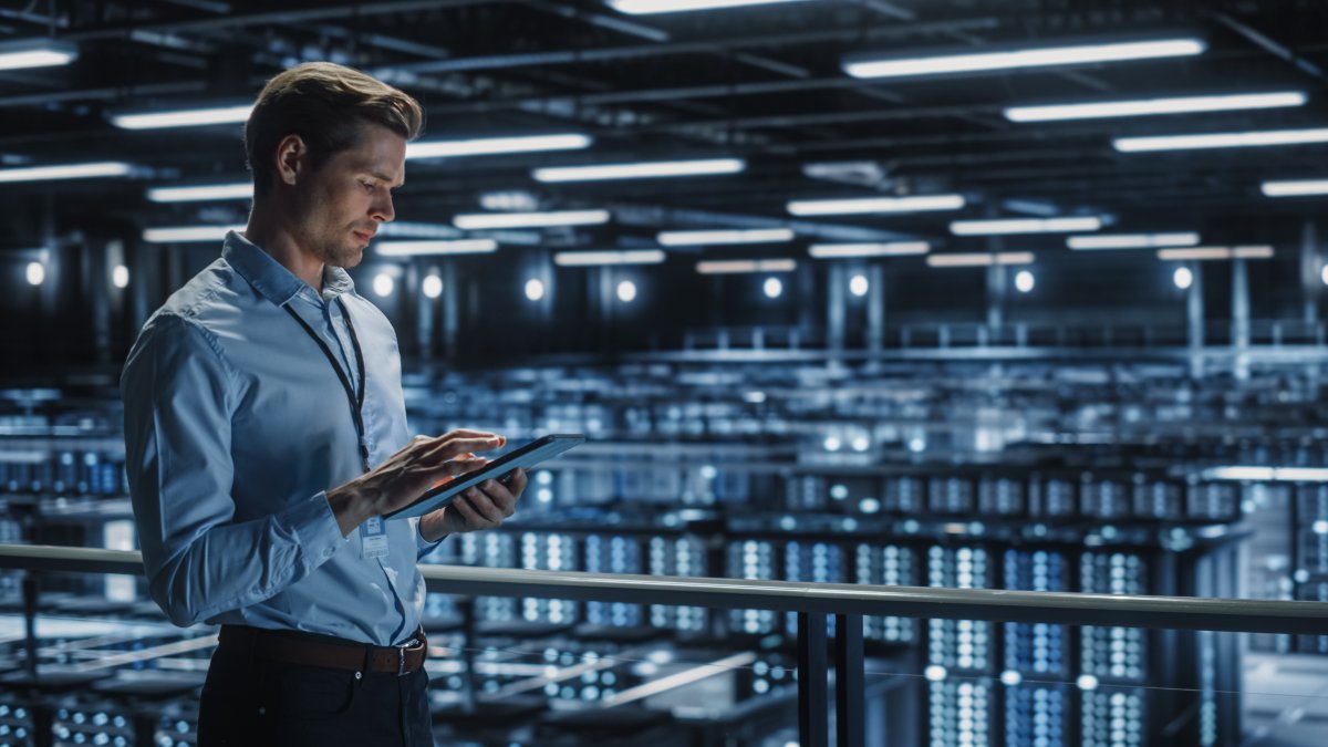 OpenTextSec's tweet card. Find the missing piece in your zero-trust initiatives accelerating investigations and delivering rapid incident response.