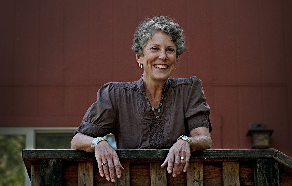 four32c's tweet card. Designers, authors, speakers, influencers, entrepreneurs – here are a few women who are shaping (and shaking) our industry and inspiring…