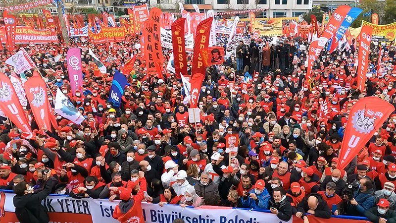 uid_der's tweet card. Geçtiğimiz günlerde “UİD-DER: Umut Örgütlü Mücadelemizde” etkinliğini gerçekleştirdik. İki gün boyunca, çeşitli sektörlerden işçileri, işçi ailelerini, emekçi kadınları, gençleri bir araya getirdik....