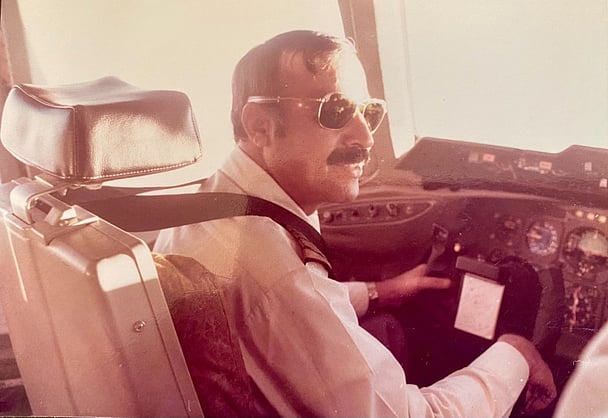 dancommator's tweet card. 40 years ago, a soft-spoken PIA captain led Emirates’ first flight from Dubai to Karachi