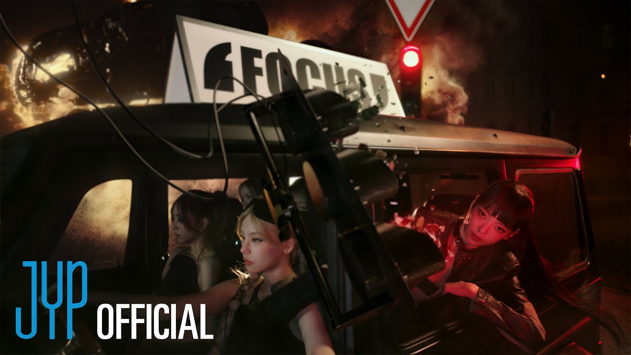 yeji_midzyfury's tweet card. ITZY "TUNNEL VISION" M/V