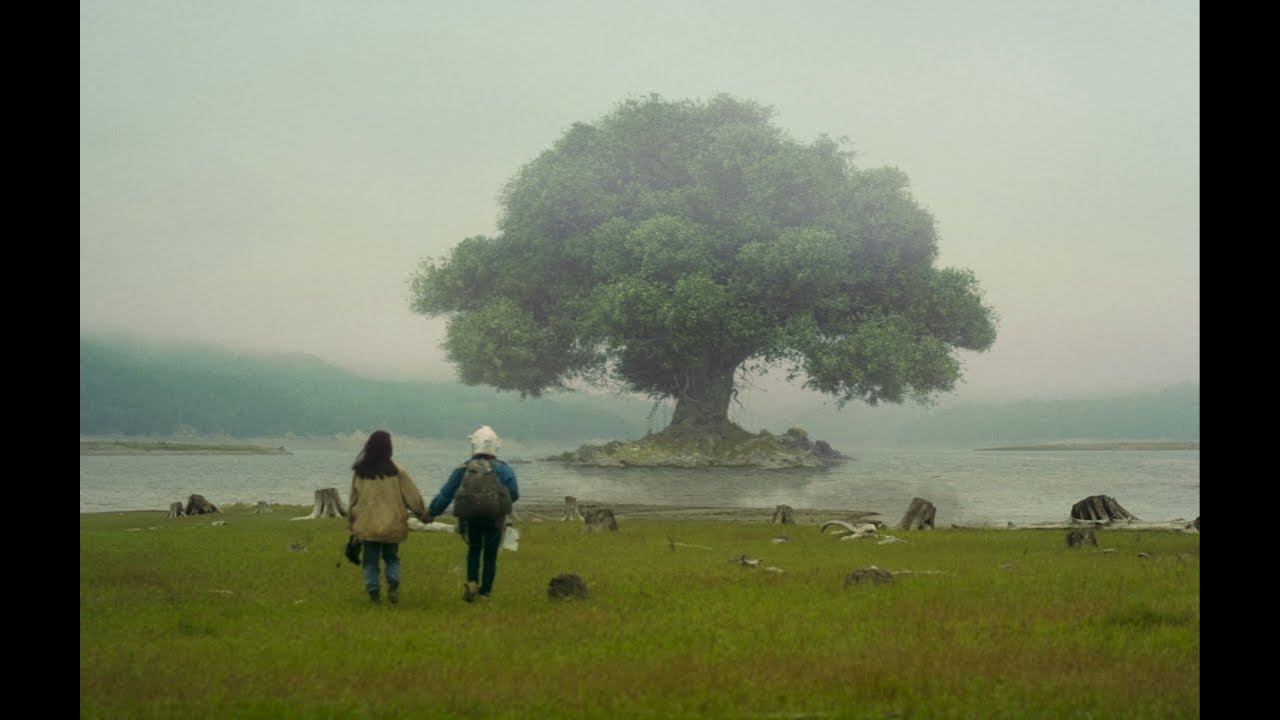 market_truster's tweet card. 20thアルバム『SOUNDTRACKS』収録曲。「Documentary film」 歌詞歌：Mr.Children作詞：桜井和寿作曲：桜井和寿今日は何も無かった特別なことは何もいつもと同じ道を通って同じドアを開けて昨日は少し笑ったその後で寂しくなった君の笑顔にあと幾つ逢えるだろうそんなこと　ふ