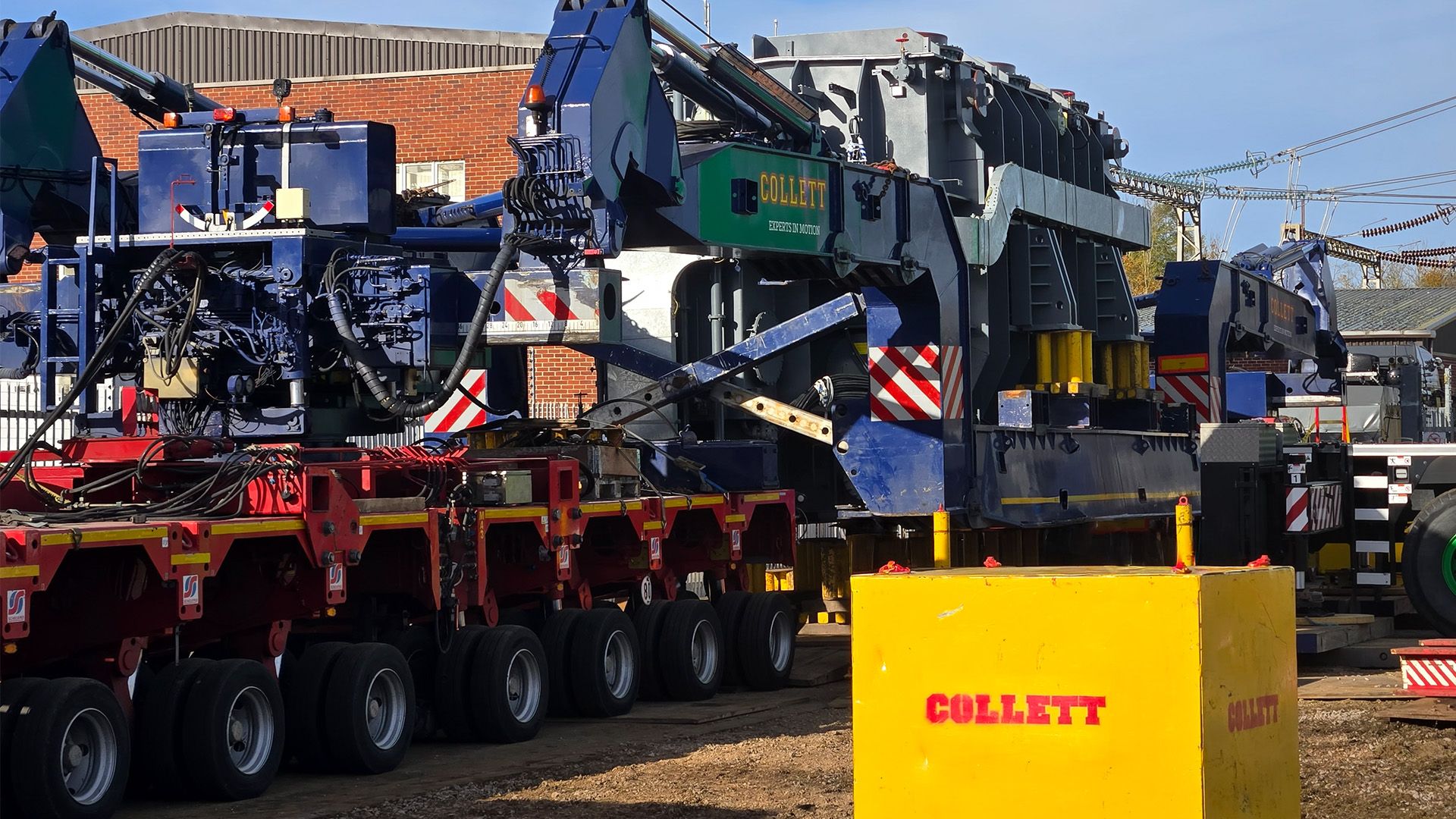 HeavyLift_News's tweet card. Collett has successfully delivered a 120t Hyosung Super Grid Transformer (SGT) to Wymondley Substation.     After being discharged at Tilbury Port and loaded on their 250t capacity 16-axle Goldhofer...