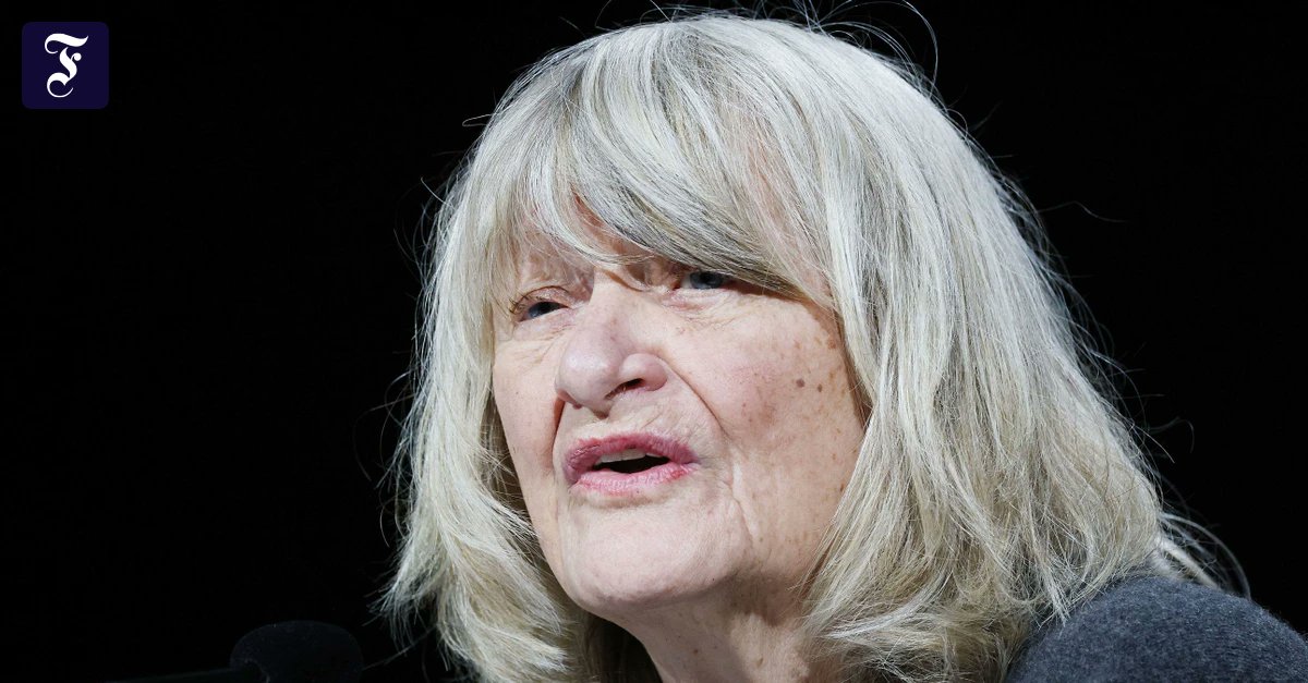 123_INFO_DE's tweet card. War der Bundeskanzler bei Lieferung schwerer Waffen an die Ukraine zu zögerlich? „Im Gegenteil“, sagen 28 Schriftsteller, Schauspieler und Kabarettisten – und warnen in einem Offenen Brief vor...