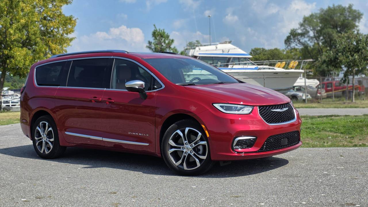 ManTripping's tweet card. ManTripping: Men's Travel and Lifestyle Blog for busy men who love to travel.