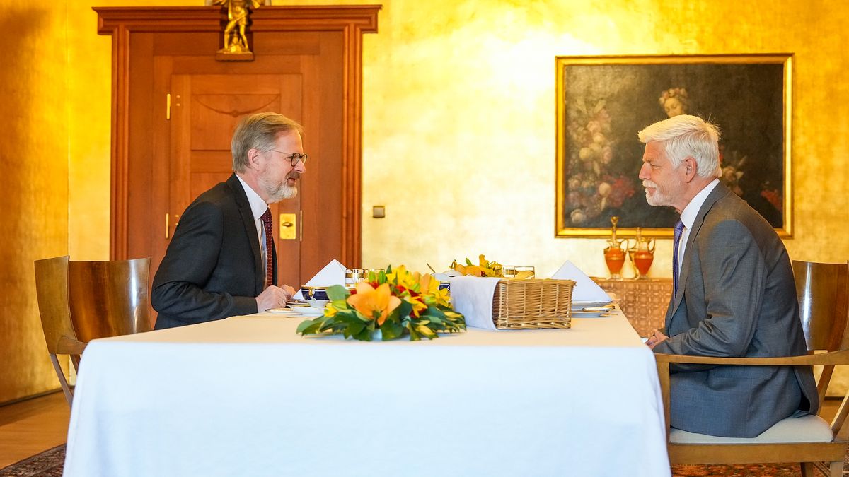 NOSPCR's tweet card. Prezident Petr Pavel na pondělní schůzce s premiérem Petrem Fialou řešili jak domácí témata, jako je dostavba jaderné elektrárny Dukovany, tak mezinárodní situaci. Předseda vlády o tom v pondělí...