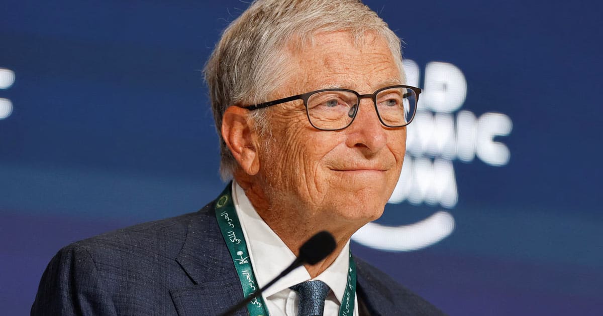 maikpi70's tweet card. Top-Epidemiologe enthüllt die Bioterrorismus-Verschwörung von Bill Gates