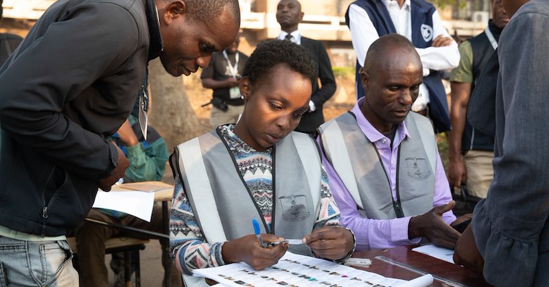 Tweet card summary image