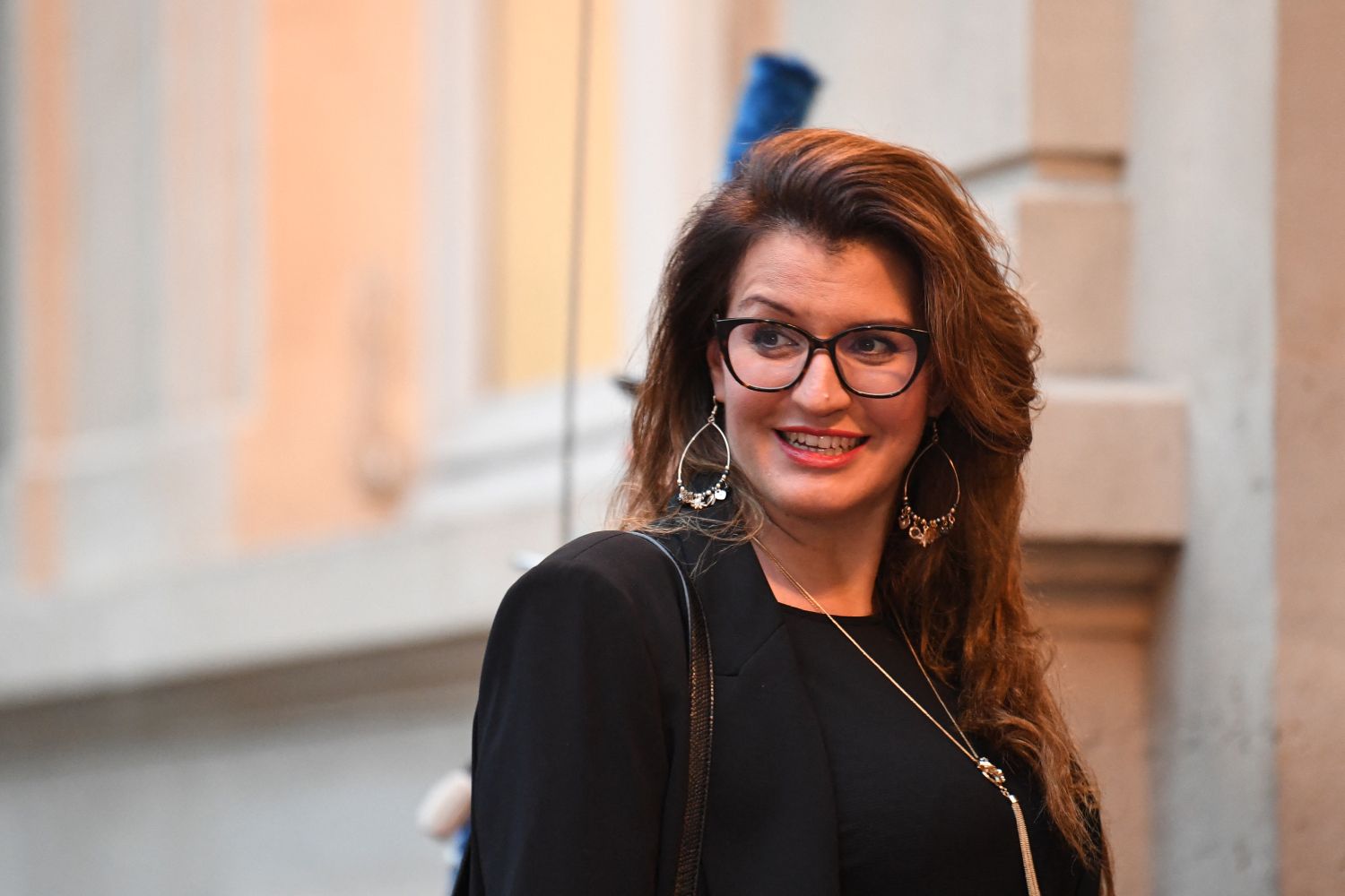 MarleneSchiappa's tweet card. Dans une tribune au JDD, la secrétaire d'Etat chargée de l'Economie sociale et solidaire et des députées de la majorité expliquent pourquoi cette réforme protège les femmes qui vont prendre leur...