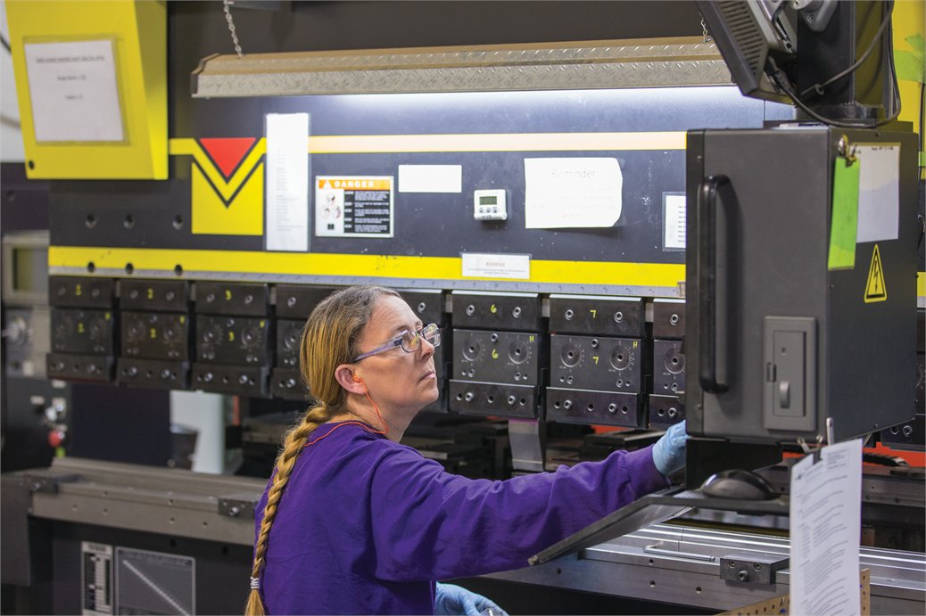 obloch's tweet card.   Bring your IoT data to life with effective and easy to implement dashboards in Azure Data Explorer.  