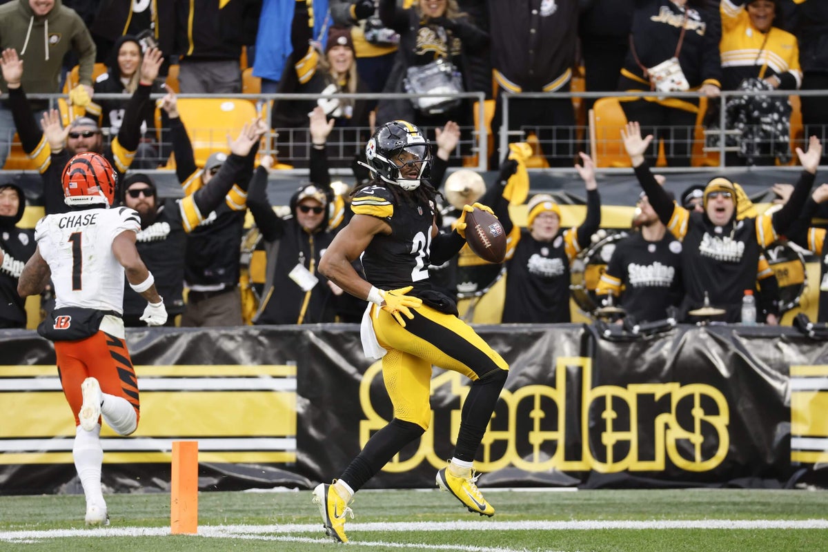 MikeDeFabo's tweet card. This time, the Joe Flacco-led Bengals couldn't find their footing against Pittsburgh.