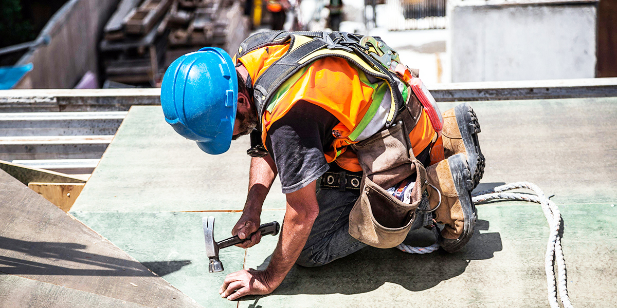 LastingBP's tweet card. Training videos streamline construction project handovers by providing clear guidance for efficient building operations and team training.