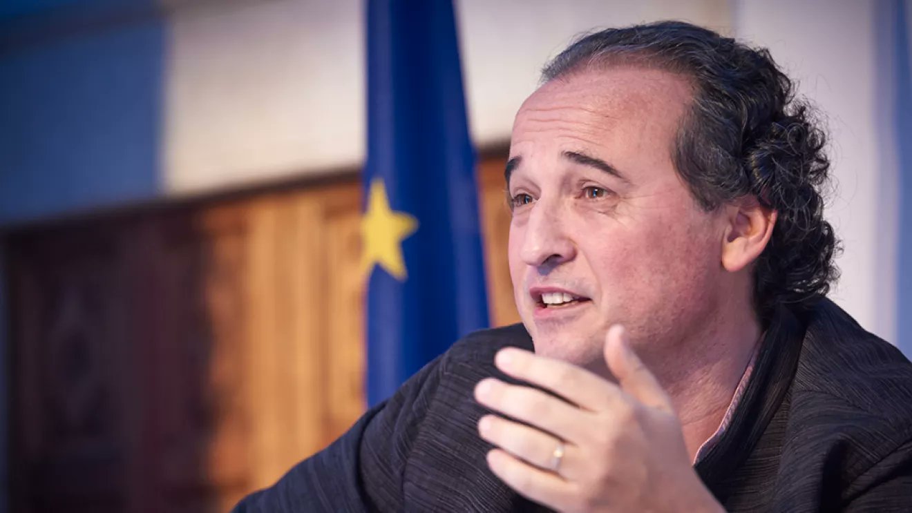 Carles_Torner's tweet card. L’escriptor català Carles Torner ha estat escollit per unanimitat president del moviment internacional Pax Romana, en el marc de l’Assemblea Mundial que l’organització ha celebrat aquesta setmana a...