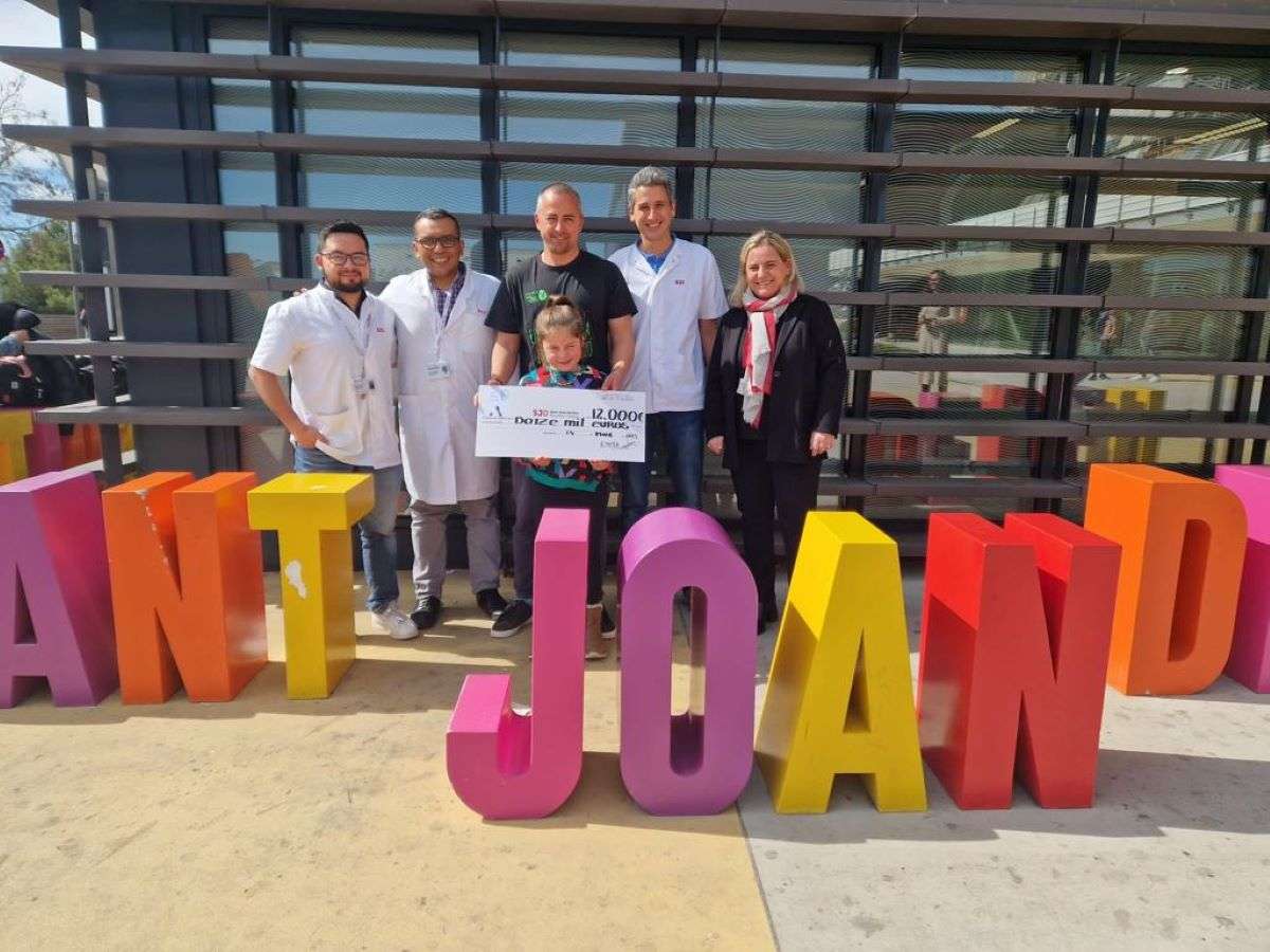 NovaRadioLloret's tweet card. El partit Lloret en Comú lliurarà el guardó aquest dilluns, 1 de maig, per l'aportació de l'associació en l'investigació de l'Atròfia Muscular Espinal.