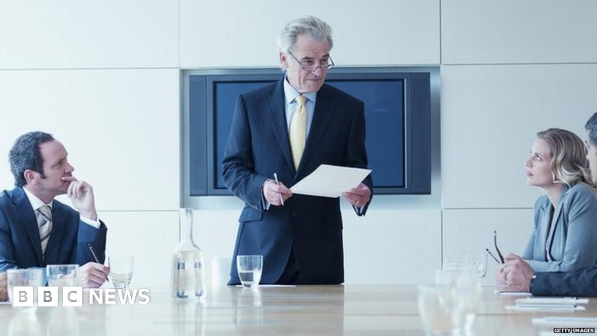 chriscutforth1's tweet card. Analysis from the High Pay Centre suggests the average pay of a FTSE 100 boss was £3.91m last year.