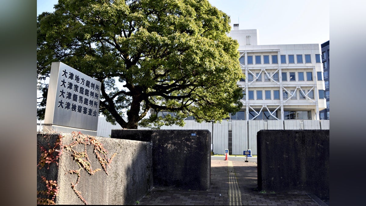 yutarou_2's tweet card. 【読売新聞】　女子大学生（２２）に集団で性的暴行を加えたとして、強制性交罪に問われた滋賀医科大医学部６年の被告の男（２５）（大津市）の第２回公判が２８日、地裁であった。被告人質問では反省の言葉を口にする一方、女性に性的行為を要求する