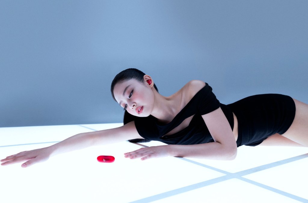 billboard's tweet card. BLACKPINK's Jennie stars in the new campaign for Beats Solo Buds. Here’s where you can buy them.