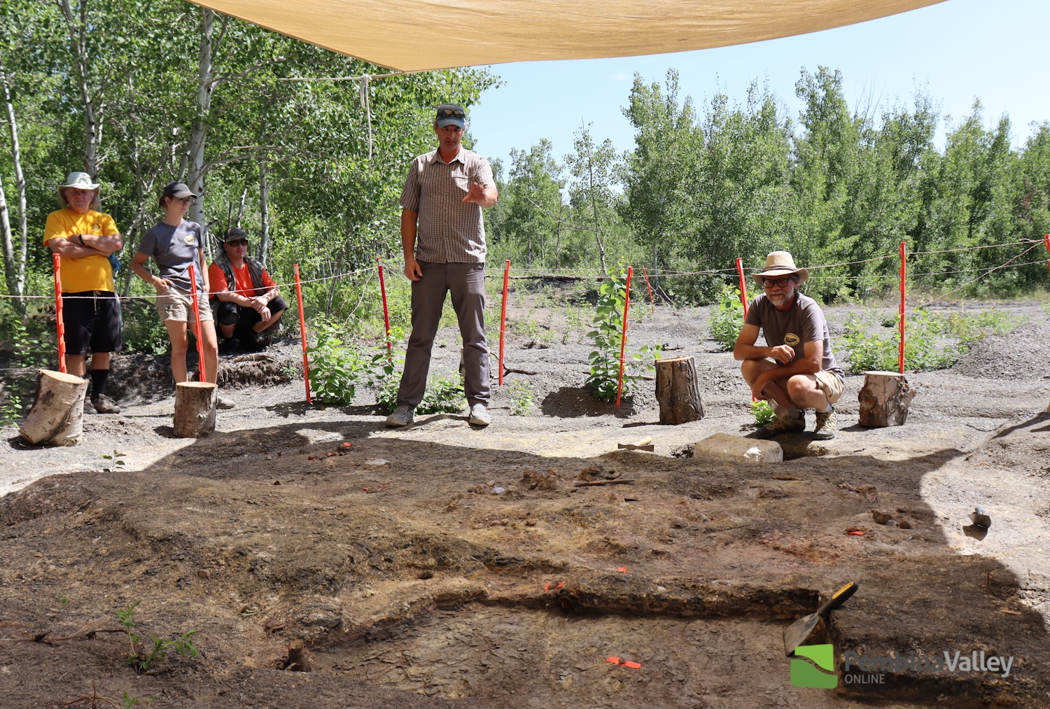 CambroJoe's tweet card. A dig site two miles southwest of Miami has produced an exciting find by field workers and researchers with the Canadian Fossil Discovery Centre. CFDC Executive Director, Adolfo Cuetara says CFDC...