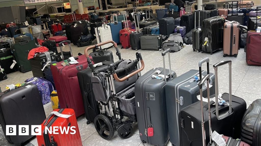 BBCNews's tweet card. Adam Kent from Worcestershire says he witnessed baggage being dumped and appalling customer service.