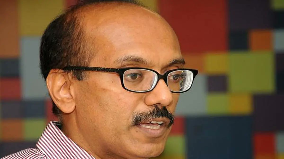 Virender_VA's tweet card. To elevate employee experience by responding to payroll queries