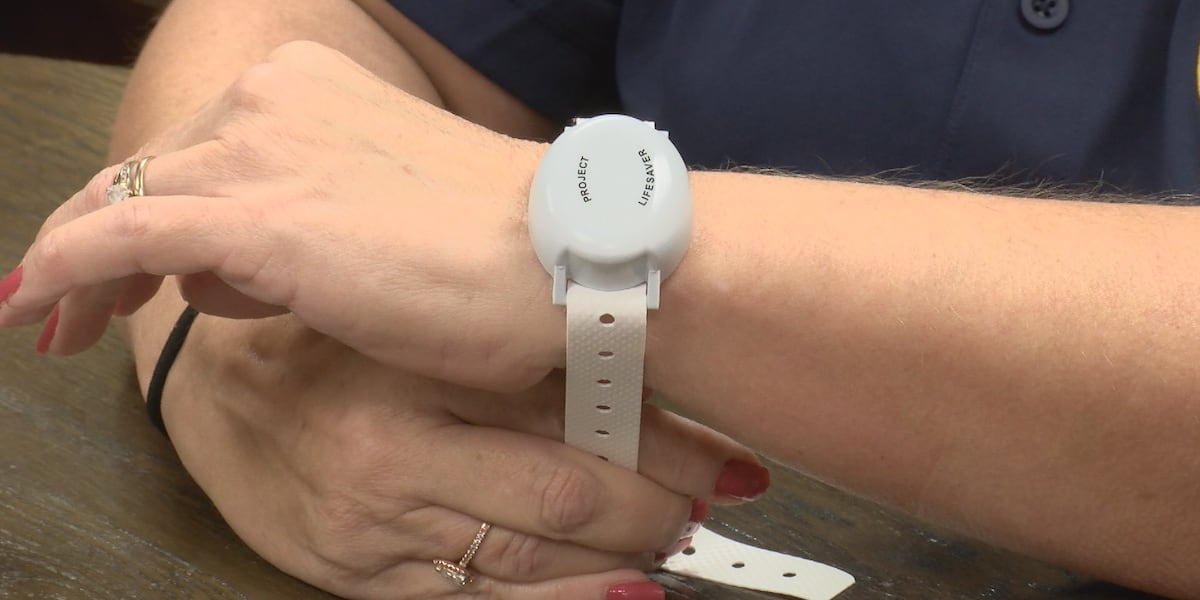 ProjectLifesavr's tweet card. Since 2014, local law enforcement in Tazewell County has been working to keep at risk individuals safe one bracelet at a time through Project Lifesaver.