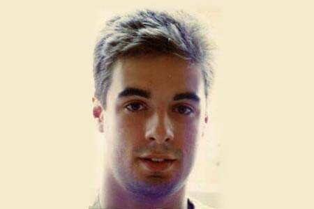 ConsuorF's tweet card. Descripción Un comunicante anónimo alertó en nombre de ETA mediante tres llamadas telefónicas —al diario Gara, a la asociación de ayuda en carretera Detente y Ayuda (DYA) y a los bomberos de Barcel...