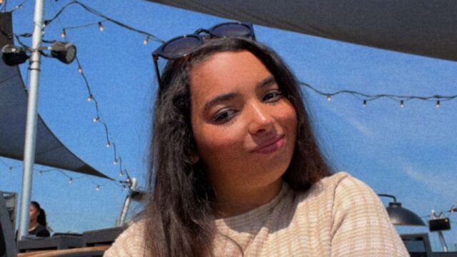 FunX's tweet card. Besef, het kan soms verleidelijk zijn om je hele salaris te spenden aan mooie spullen. 