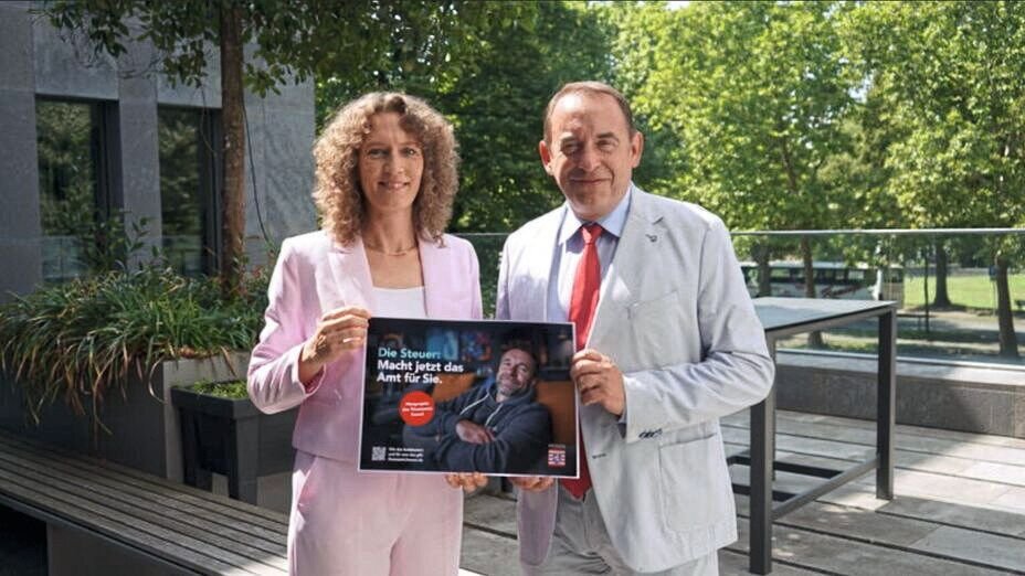 egovernmentde's tweet card. Dieses Jahr startet ein Pilotprojekt für ausgewählte Bürger in Hessen. Ihnen erstellt die Steuerverwaltung eine Steuererklärung.