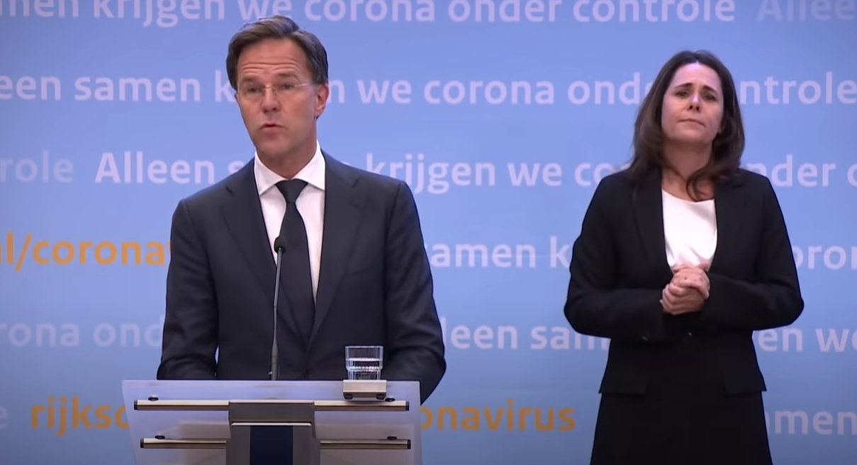 MouttasemA's tweet card. The World Health Organization advises governments to make announcements early, be transparent and build trust.