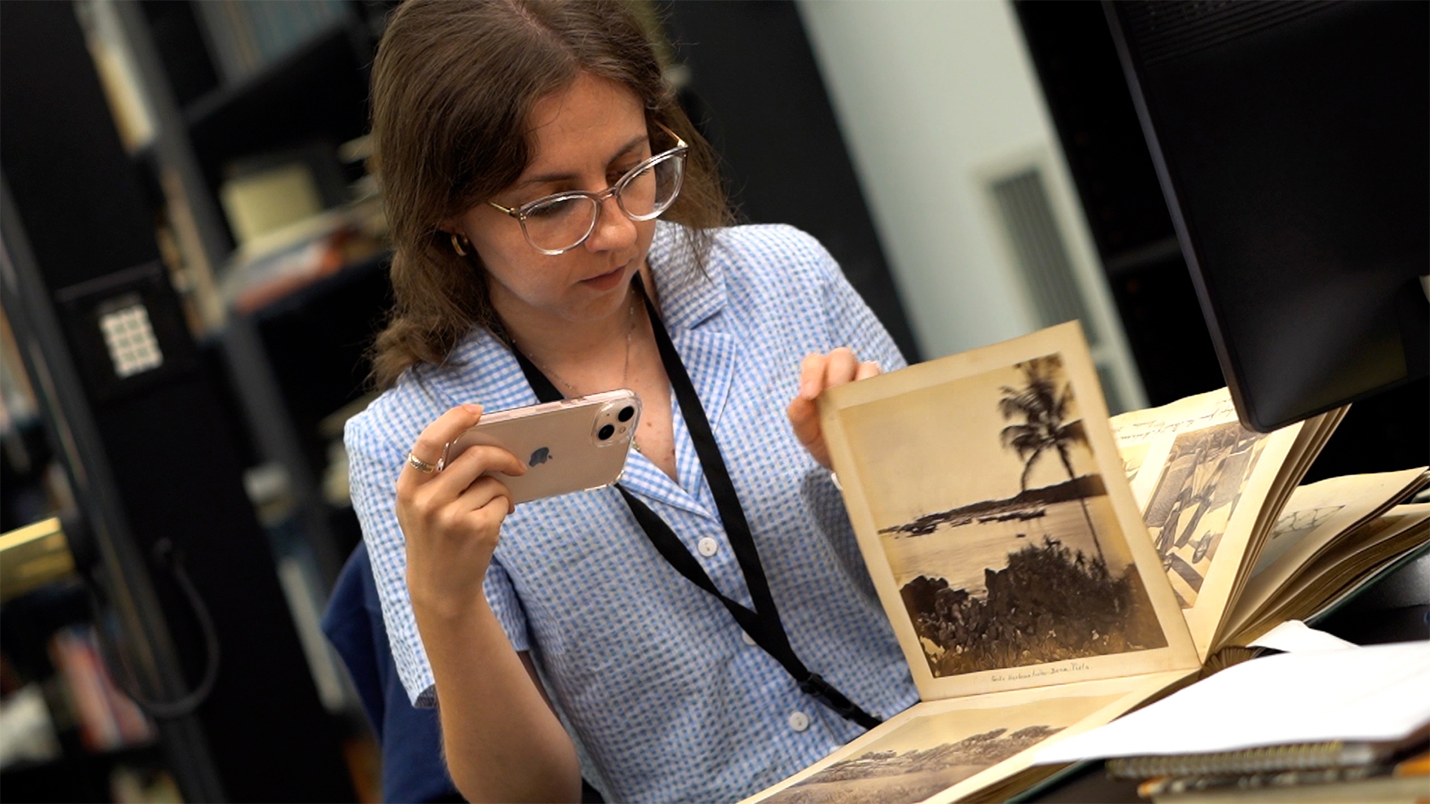 EllenCSSmith's tweet card. November 4, 2024Family photo albums, once a staple in every household, may be tucked away in attics or closets alongside collections of CDs, road maps, and landline phones. ...