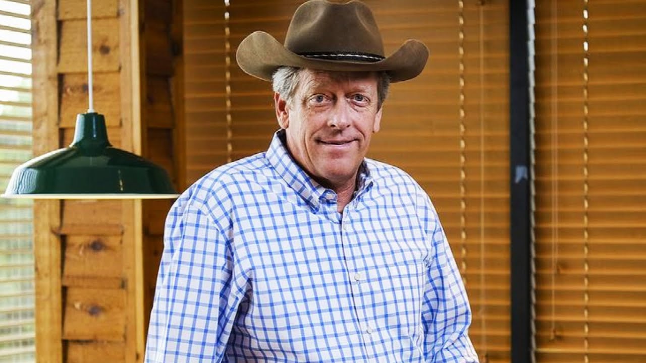 AbstractExiste2's tweet card. Tinnitus Drove Restaurant Chain Founder to Kill Himself