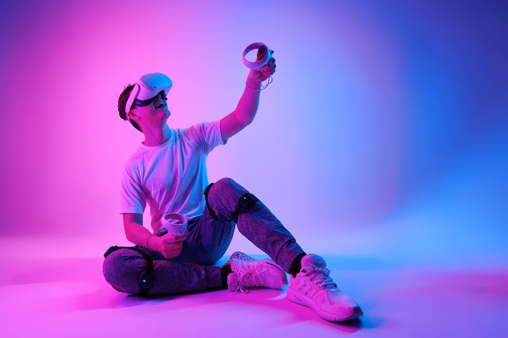 realovirtualcom's tweet card. AXIS Lite, nuevo sistema de seguimiento de cuerpo completo desde 248 dólares