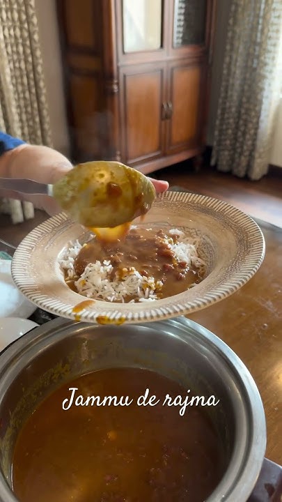 selectiv_memory's tweet card. Jammu de Rajma