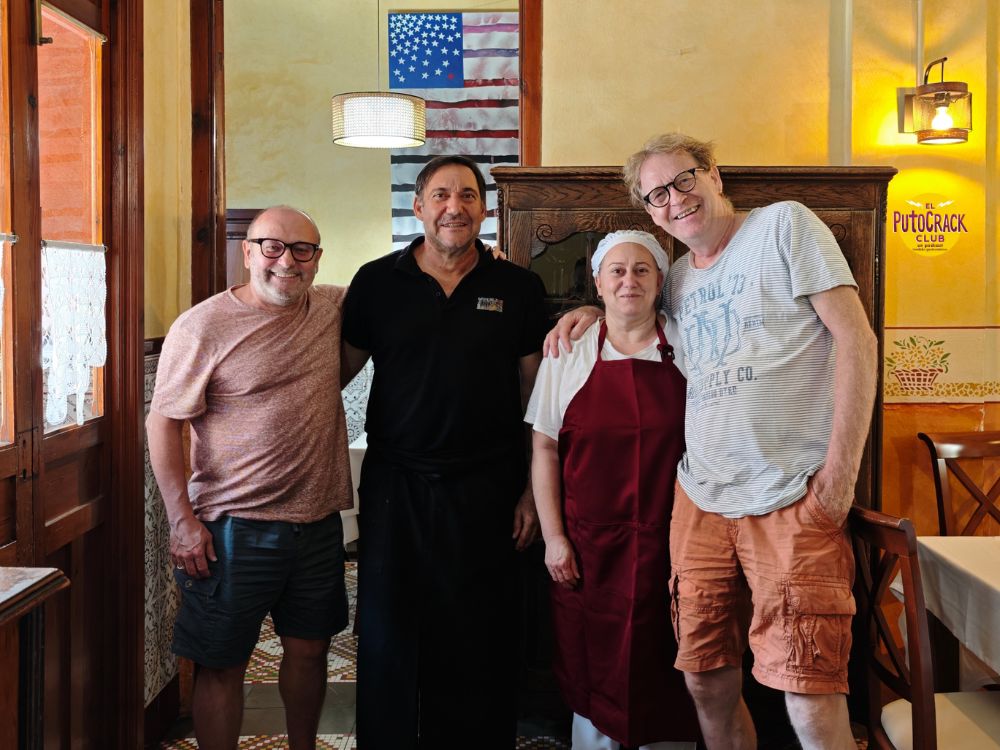 ElPutoCrackClub's tweet card. El PutoCrack Club #77 Vicenta y Paco Teuler, lo único cierto es el cambio, con Bernd H Knöller y Paco Cremades + LFDA desde Ca l'Àngels Polop