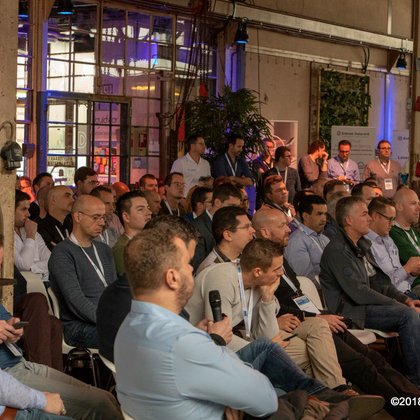 Tweet card summary image