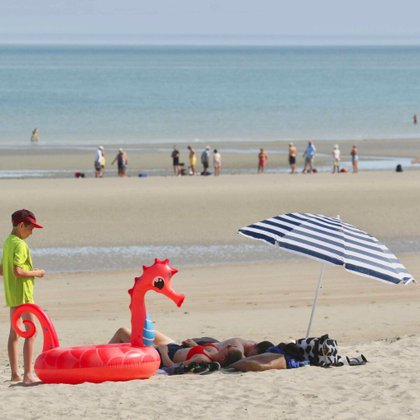 Tweet card summary image