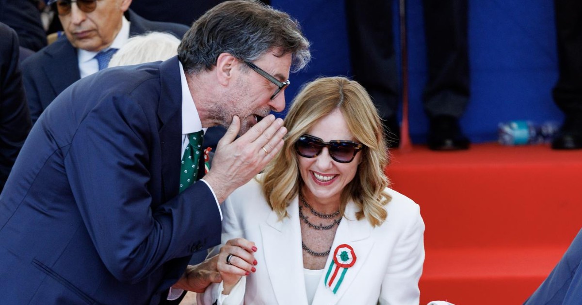 petergomezblog's tweet card. Leggi su Il Fatto Quotidiano.it le previsioni economiche d'autunno della Commissione europea che certificano il fallimento della scommessa Pnrr sulla crescita italiana dal 2027.