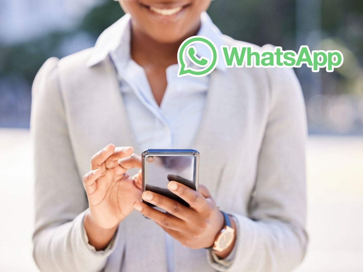 DineroEnImagen's tweet card. Guía clara para pausar WhatsApp y detener mensajes sin borrar tu cuenta ni perder datos.